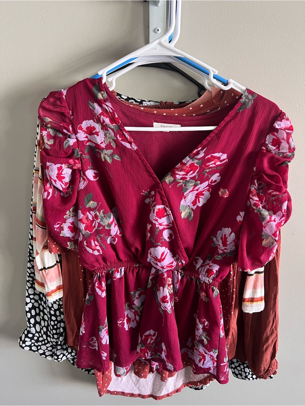 Woman’s Top Bundle - Picture 5 of 13